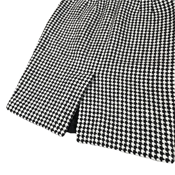 Ann Taylor Loft Petites size 12 black & white houndstooth skirt slit in back EUC - Picture 8 of 12